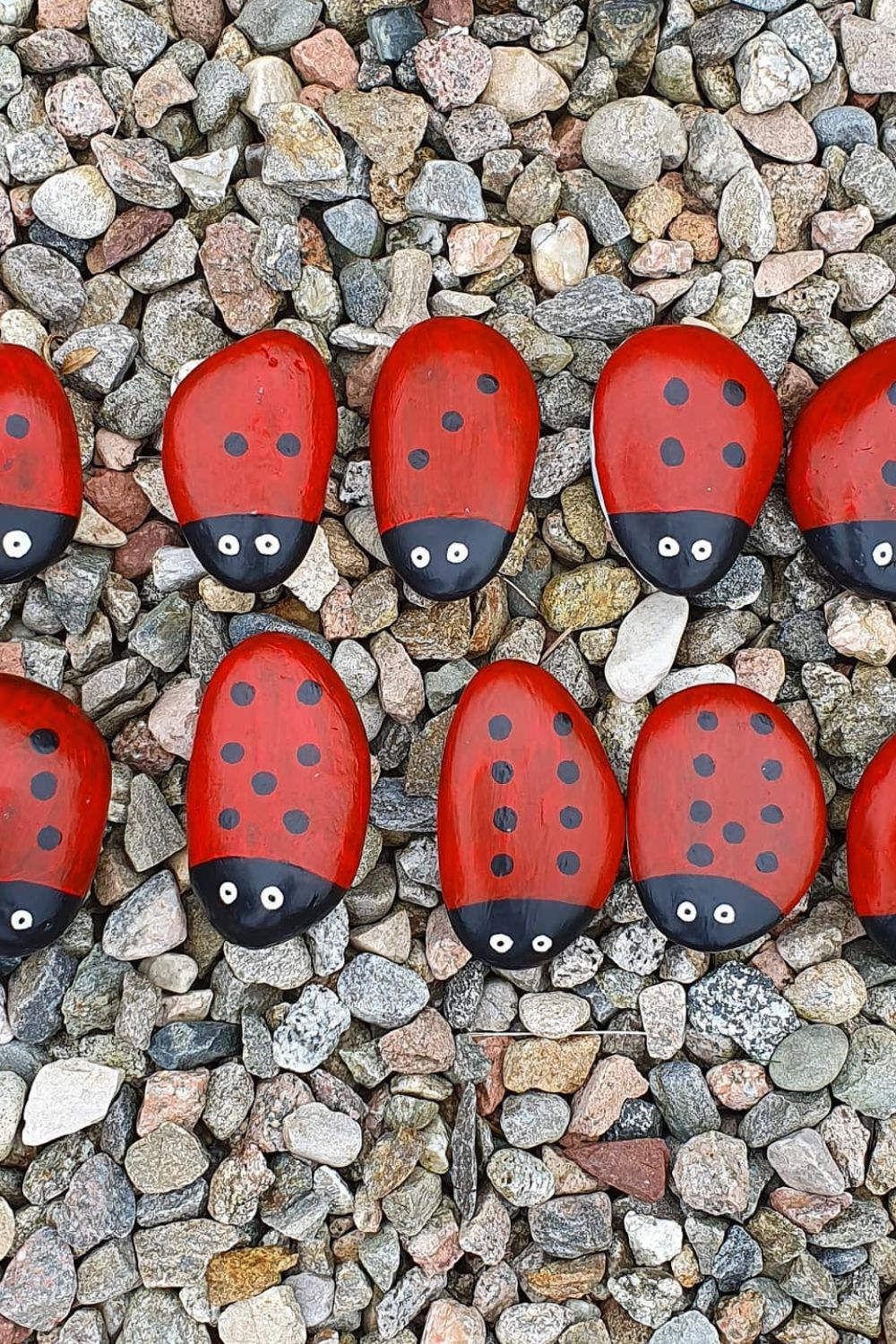 24 Painted Rocks DIY Ideas for 2026 – Fizzy Flare