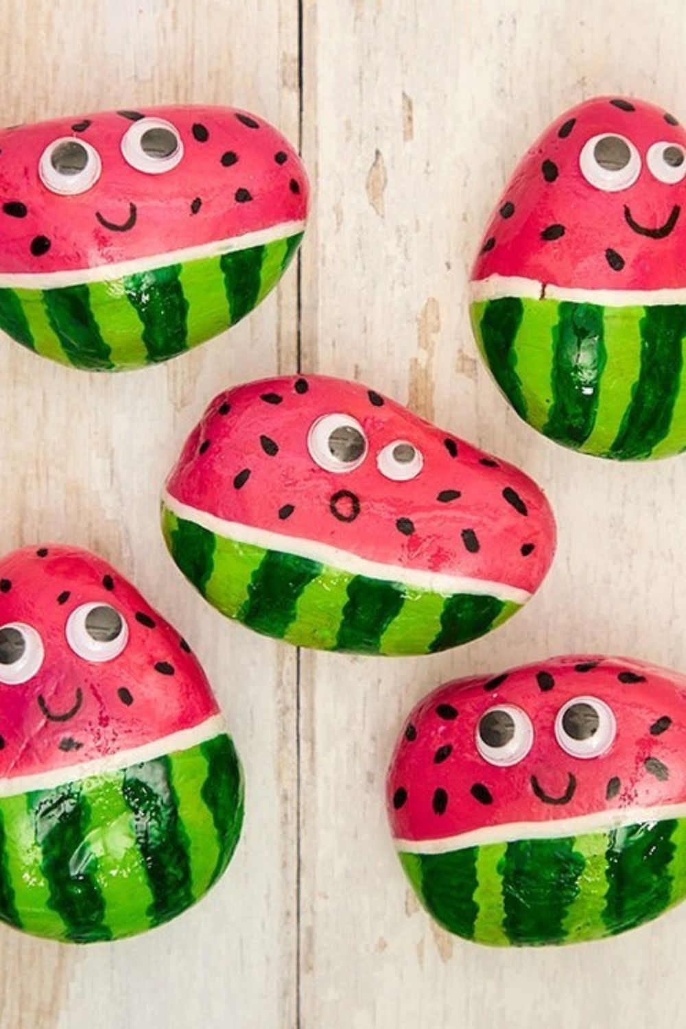 24 Painted Rocks DIY Ideas for 2025 – Fizzy Flare